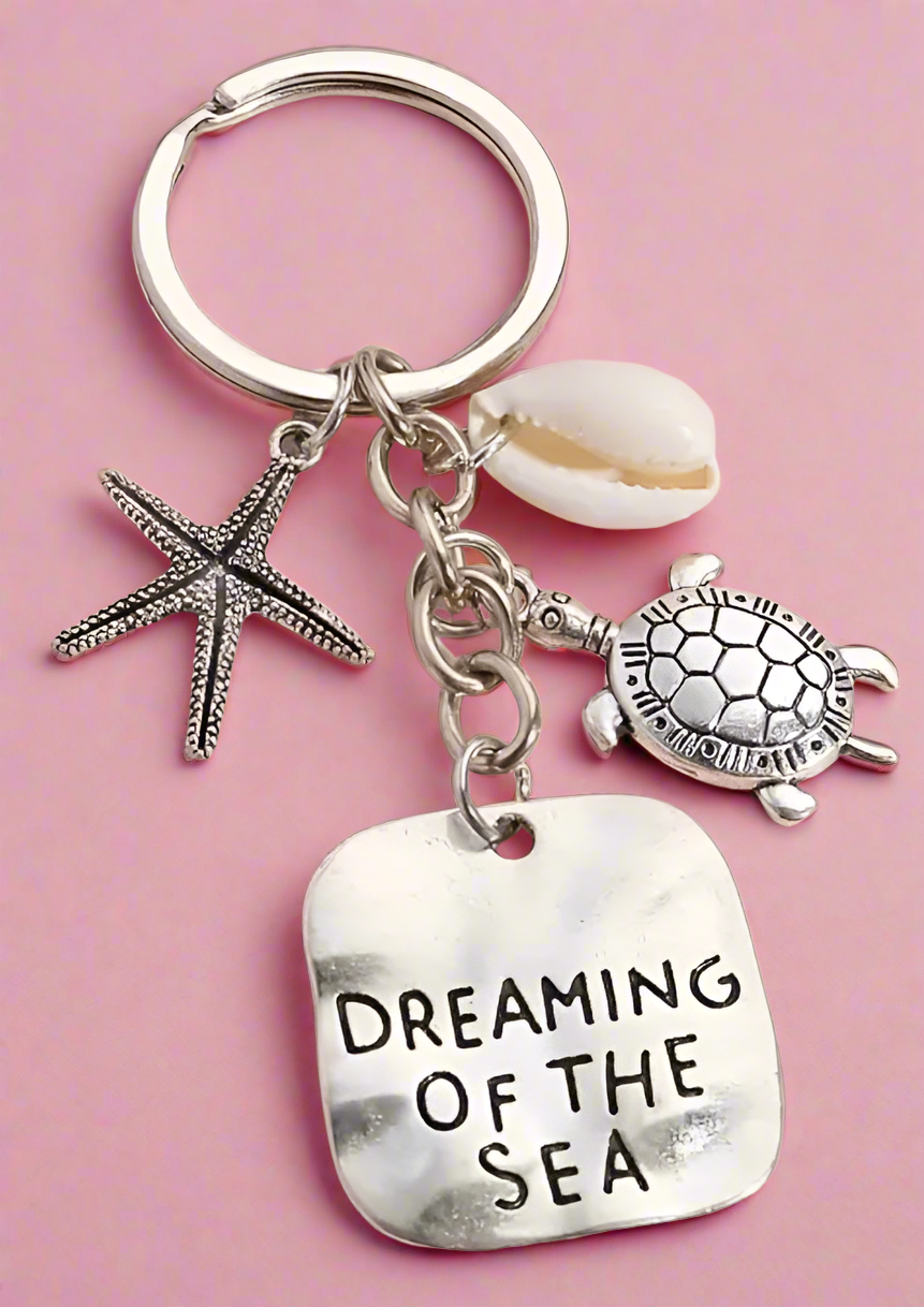 Keychain - Dreaming of the sea